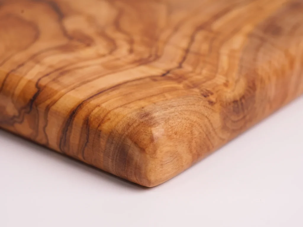 Rectangular cutting board macro detail corner and grain